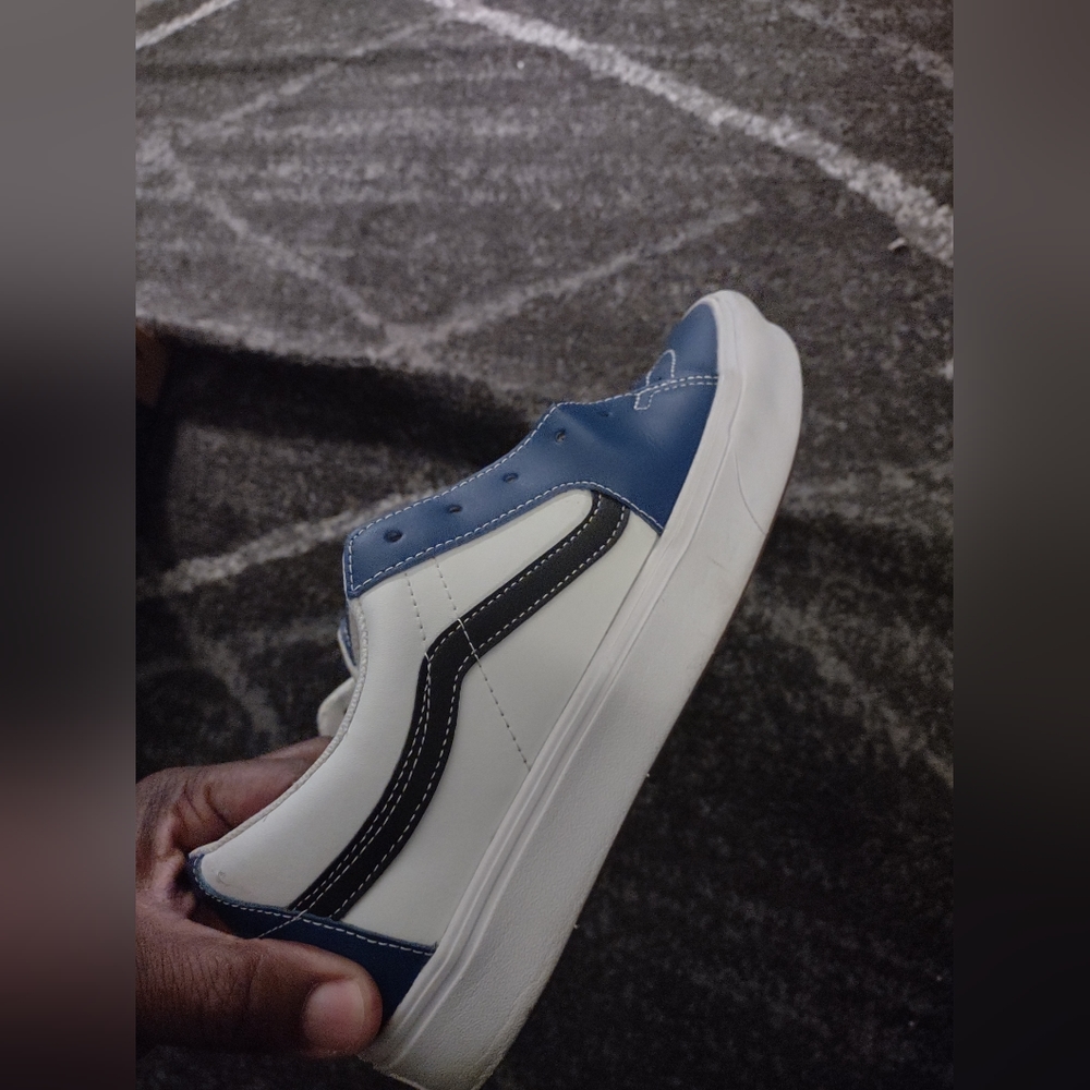 Vans low sneakers size 11